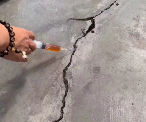 清江浦混凝土裂缝修补技术详解​